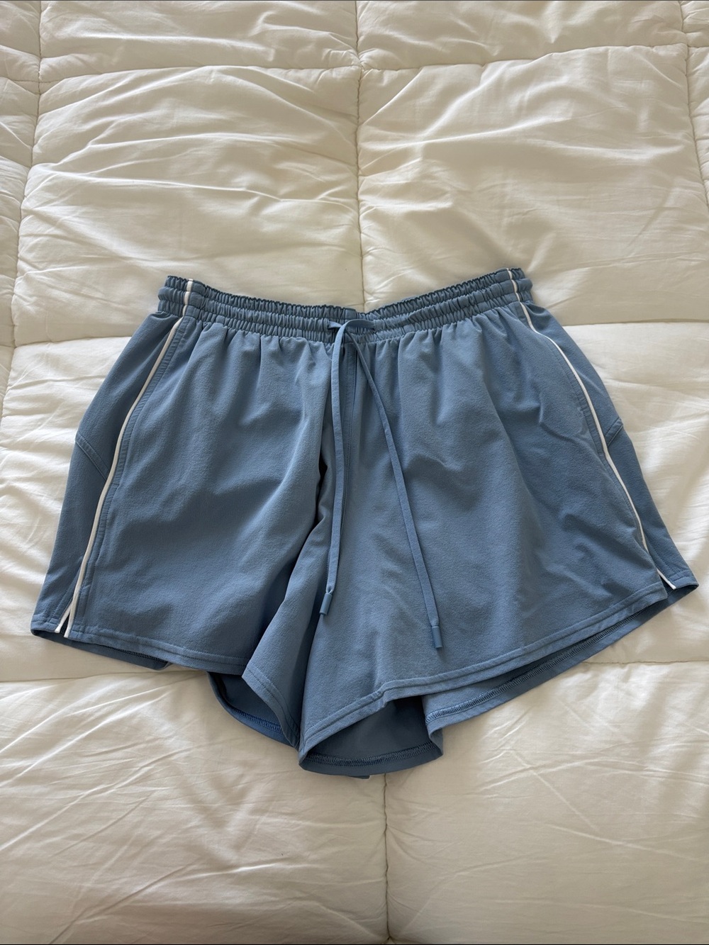 lululemon court rival HR shorts